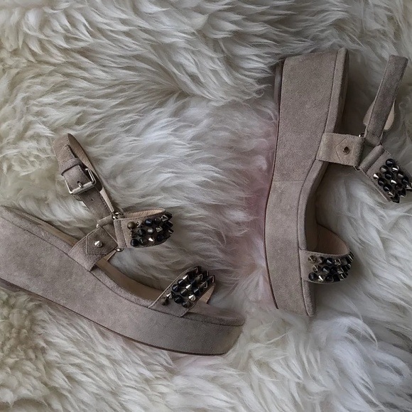 Christian Louboutin beige suede spikes wedges - Picture 1 of 7